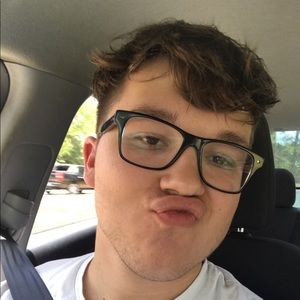 Meet your Posher, Jake